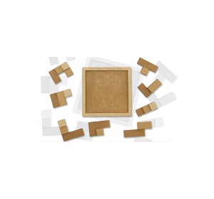 petite-pyramide_jeux-efce_vue-generale-2000